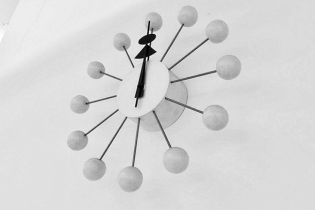 「意外と知らない?!」睡眠と髪の毛の関係とは