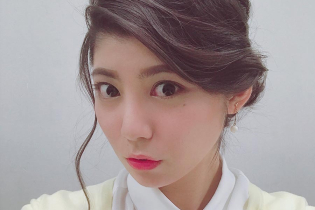 頬骨を隠す Ig Beauty Book