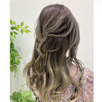 人気の「バレイヤージュ」徹底解剖。 差がつくスタイル長持ちのコツこっそり教えます(^ b ^)